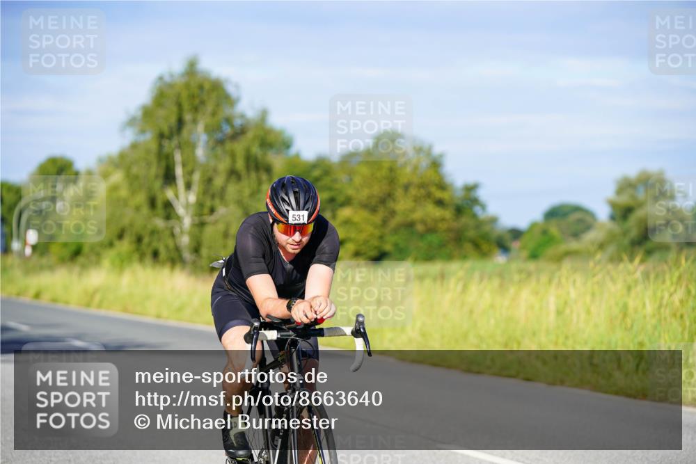 31.08.2025 - Elbe Triathlon Hamburg Michael Burmester http://msf.ph/oto/8663640 31.08.2025 09:18:50 Radfahren 369, 447, 531, 633 meine-sportfotos.de