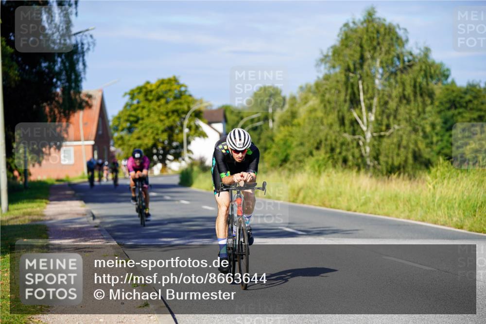 31.08.2025 - Elbe Triathlon Hamburg Michael Burmester http://msf.ph/oto/8663644 31.08.2025 09:18:51 Radfahren 369, 447, 531, 633 meine-sportfotos.de
