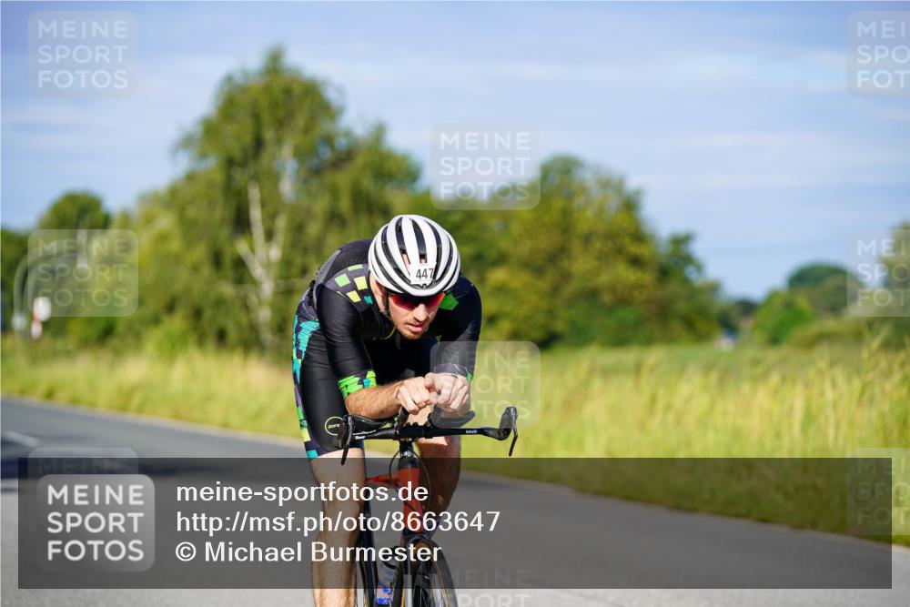 31.08.2025 - Elbe Triathlon Hamburg Michael Burmester http://msf.ph/oto/8663647 31.08.2025 09:18:52 Radfahren 219, 369, 447, 531 meine-sportfotos.de