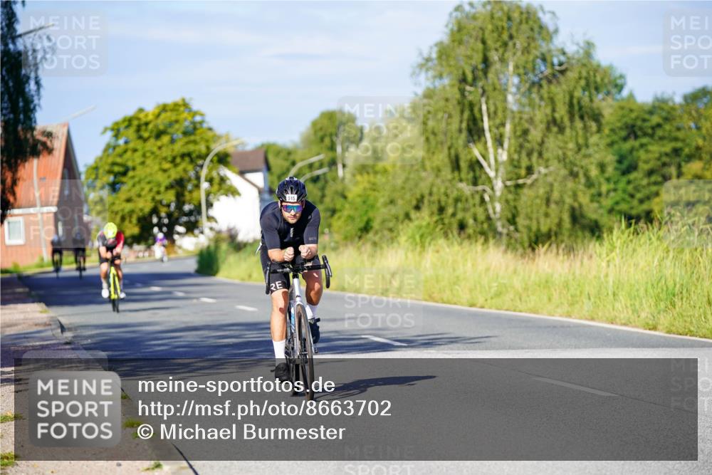 31.08.2025 - Elbe Triathlon Hamburg Michael Burmester http://msf.ph/oto/8663702 31.08.2025 09:19:21 Radfahren 392, 515 meine-sportfotos.de