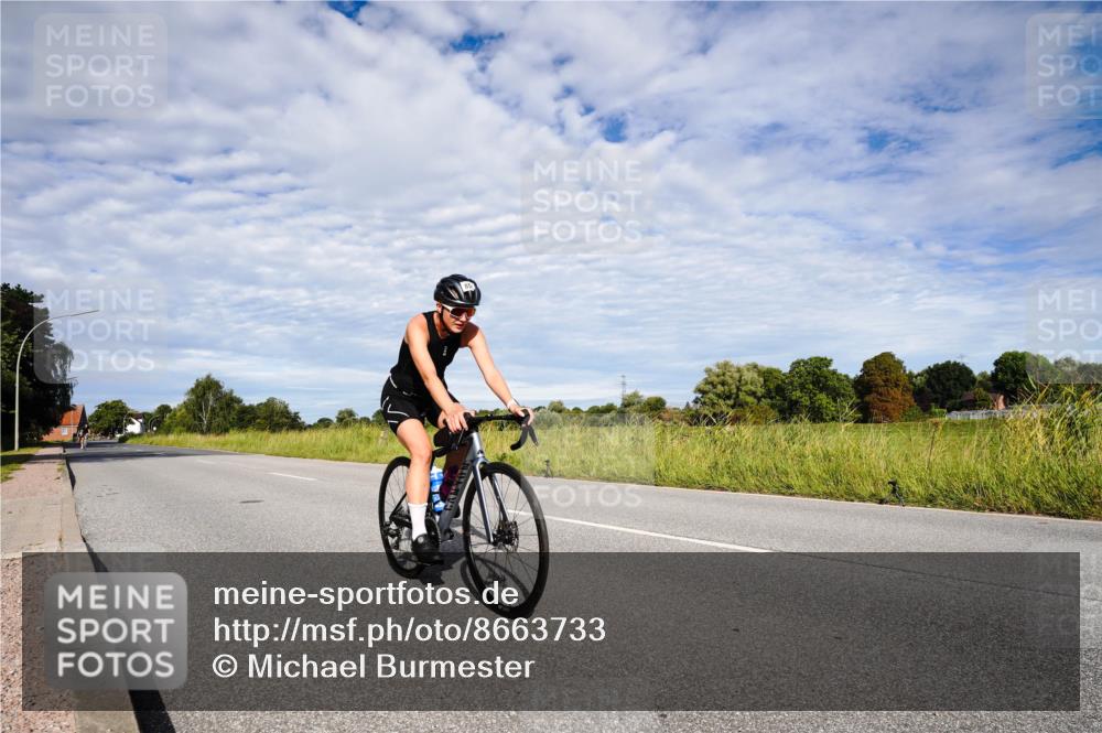 31.08.2025 - Elbe Triathlon Hamburg Michael Burmester http://msf.ph/oto/8663733 31.08.2025 09:41:25 Radfahren 630, 821, 851 meine-sportfotos.de