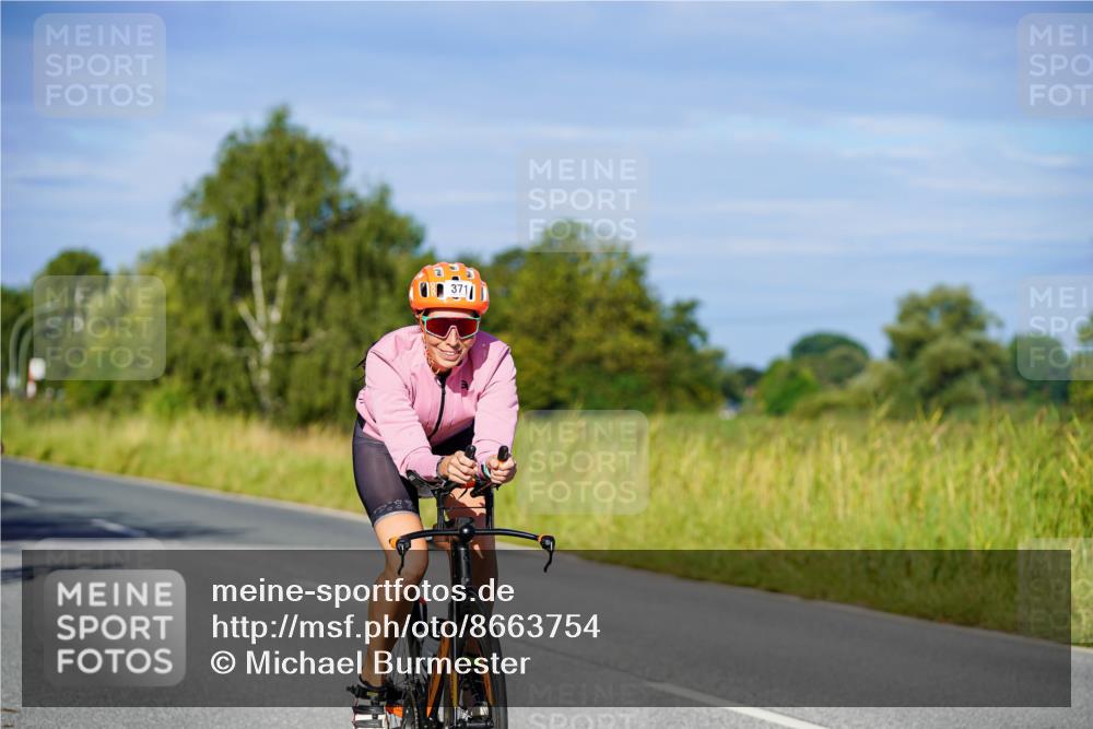 31.08.2025 - Elbe Triathlon Hamburg Michael Burmester http://msf.ph/oto/8663754 31.08.2025 09:20:04 Radfahren 208, 231, 371, 381, 474, 709 meine-sportfotos.de