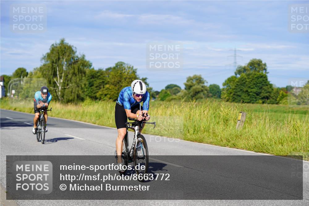 31.08.2025 - Elbe Triathlon Hamburg Michael Burmester http://msf.ph/oto/8663772 31.08.2025 09:20:08 Radfahren 211, 381, 474, 709 meine-sportfotos.de