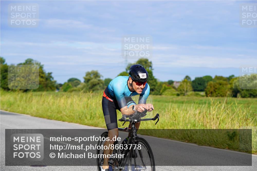 31.08.2025 - Elbe Triathlon Hamburg Michael Burmester http://msf.ph/oto/8663778 31.08.2025 09:20:09 Radfahren 211, 381, 474, 709 meine-sportfotos.de