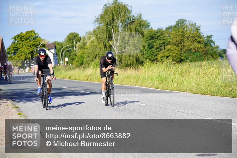 31.08.2025 - Elbe Triathlon Hamburg Michael Burmester http://msf.ph/oto/8663882 31.08.2025 09:20:55 Radfahren 187, 372, 458, 482, 537, 553 meine-sportfotos.de