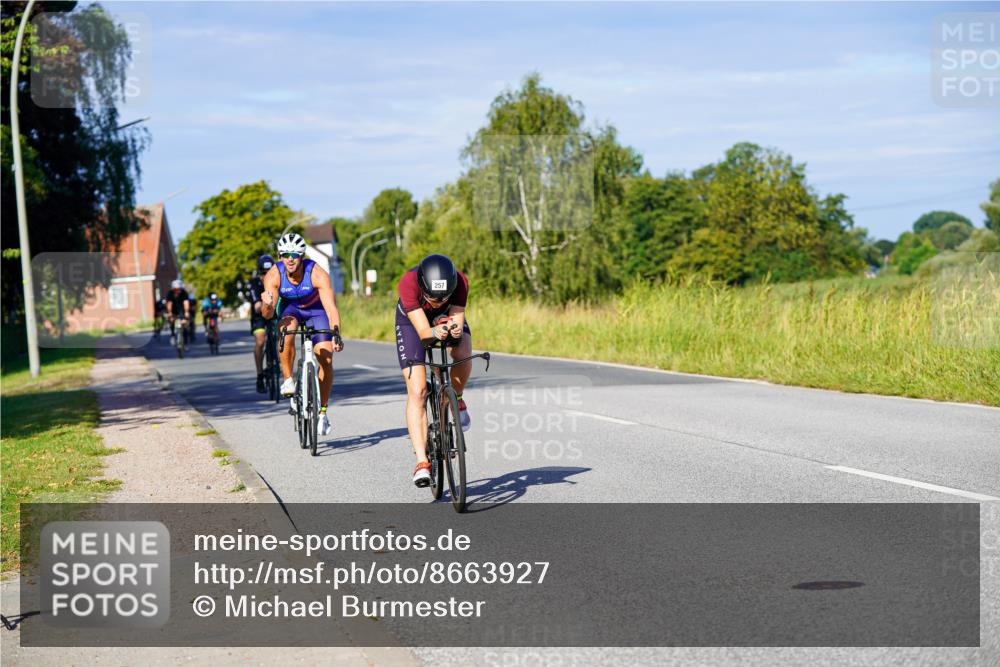 31.08.2025 - Elbe Triathlon Hamburg Michael Burmester http://msf.ph/oto/8663927 31.08.2025 09:21:07 Radfahren 207, 215, 257, 313, 375, 388, 428, 439, 441, 464, 516, 545, 655 meine-sportfotos.de