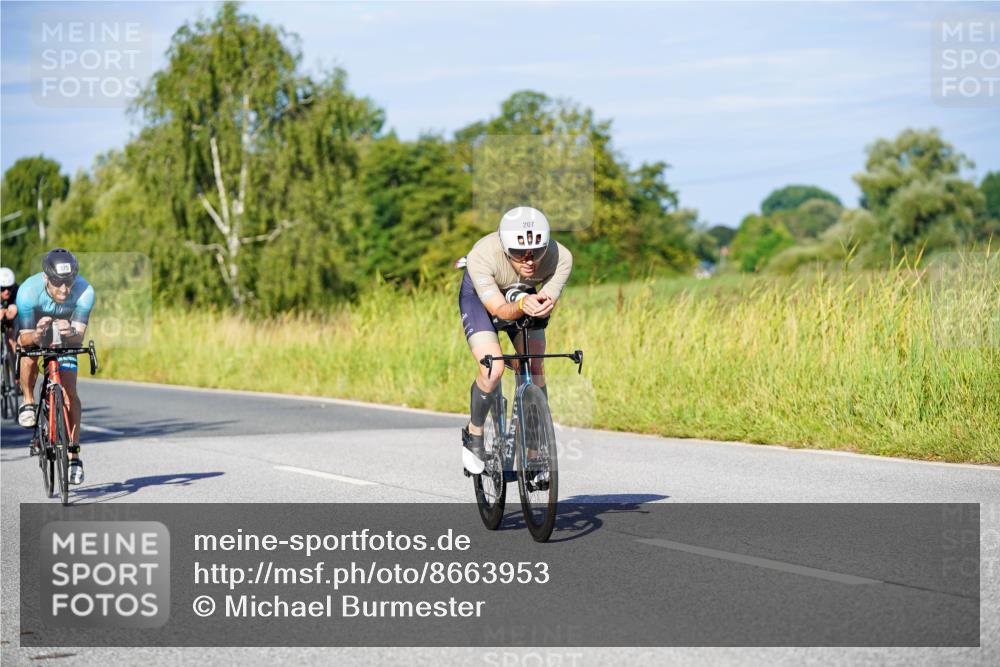 31.08.2025 - Elbe Triathlon Hamburg Michael Burmester http://msf.ph/oto/8663953 31.08.2025 09:21:11 Radfahren 207, 215, 313, 375, 388, 441 meine-sportfotos.de