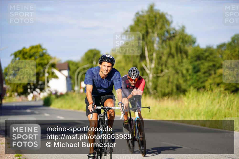 31.08.2025 - Elbe Triathlon Hamburg Michael Burmester http://msf.ph/oto/8663989 31.08.2025 09:21:26 Radfahren 199, 237, 651 meine-sportfotos.de
