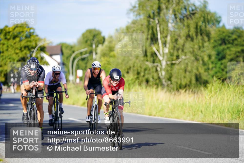 31.08.2025 - Elbe Triathlon Hamburg Michael Burmester http://msf.ph/oto/8663991 31.08.2025 09:21:33 Radfahren 264, 440, 478, 532, 595, 603 meine-sportfotos.de