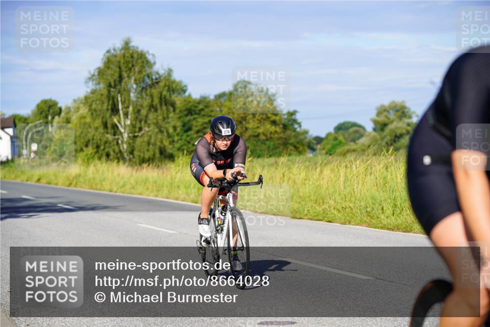 31.08.2025 - Elbe Triathlon Hamburg Michael Burmester http://msf.ph/oto/8664028 31.08.2025 09:21:45 Radfahren 229, 255, 272, 276, 300, 402, 412, 468, 492, 658 meine-sportfotos.de