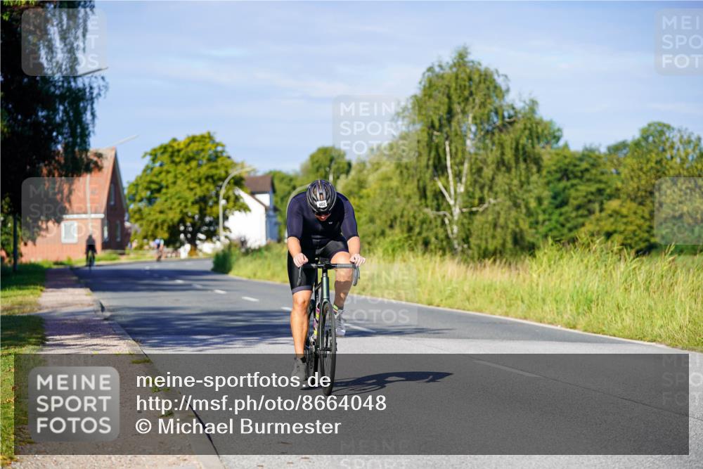 31.08.2025 - Elbe Triathlon Hamburg Michael Burmester http://msf.ph/oto/8664048 31.08.2025 09:21:51 Radfahren 255, 402 meine-sportfotos.de