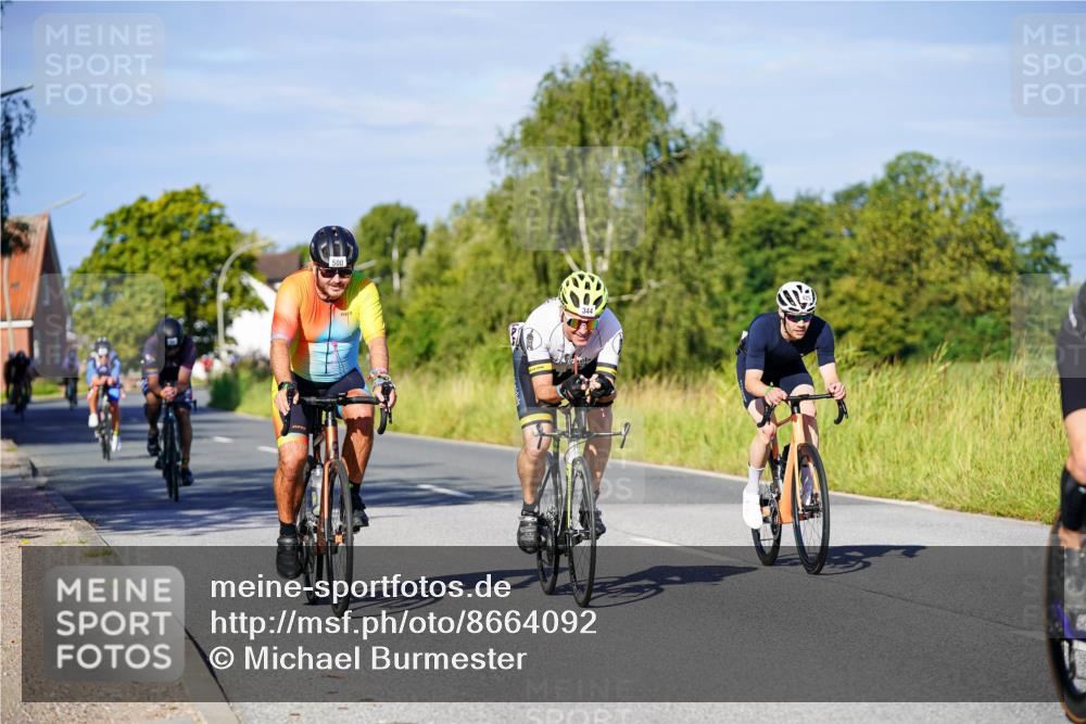 31.08.2025 - Elbe Triathlon Hamburg Michael Burmester http://msf.ph/oto/8664092 31.08.2025 09:22:22 Radfahren 169, 254, 344, 425, 500, 656 meine-sportfotos.de