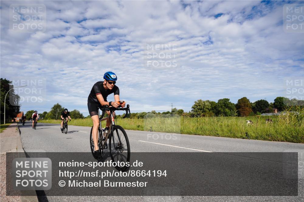31.08.2025 - Elbe Triathlon Hamburg Michael Burmester http://msf.ph/oto/8664194 31.08.2025 09:48:28 Radfahren 291, 547, 654, 682, 844, 903 meine-sportfotos.de