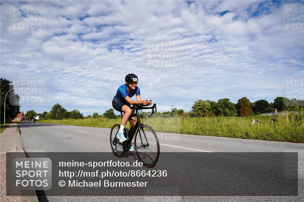 31.08.2025 - Elbe Triathlon Hamburg Michael Burmester http://msf.ph/oto/8664236 31.08.2025 09:49:02 Radfahren 319, 428, 532, 614, 726, 727, 822, 842 meine-sportfotos.de