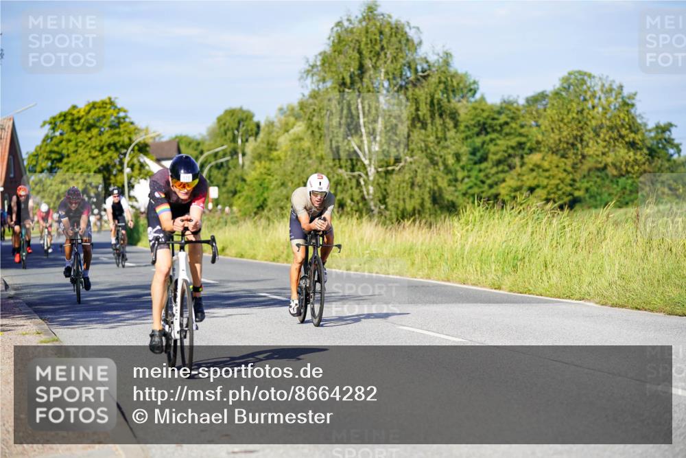 31.08.2025 - Elbe Triathlon Hamburg Michael Burmester http://msf.ph/oto/8664282 31.08.2025 09:23:41 Radfahren 177, 198, 252, 331, 370, 449, 497, 616 meine-sportfotos.de