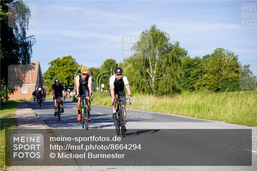 31.08.2025 - Elbe Triathlon Hamburg Michael Burmester http://msf.ph/oto/8664294 31.08.2025 09:23:45 Radfahren 167, 198, 252, 331, 443, 449, 497, 616 meine-sportfotos.de