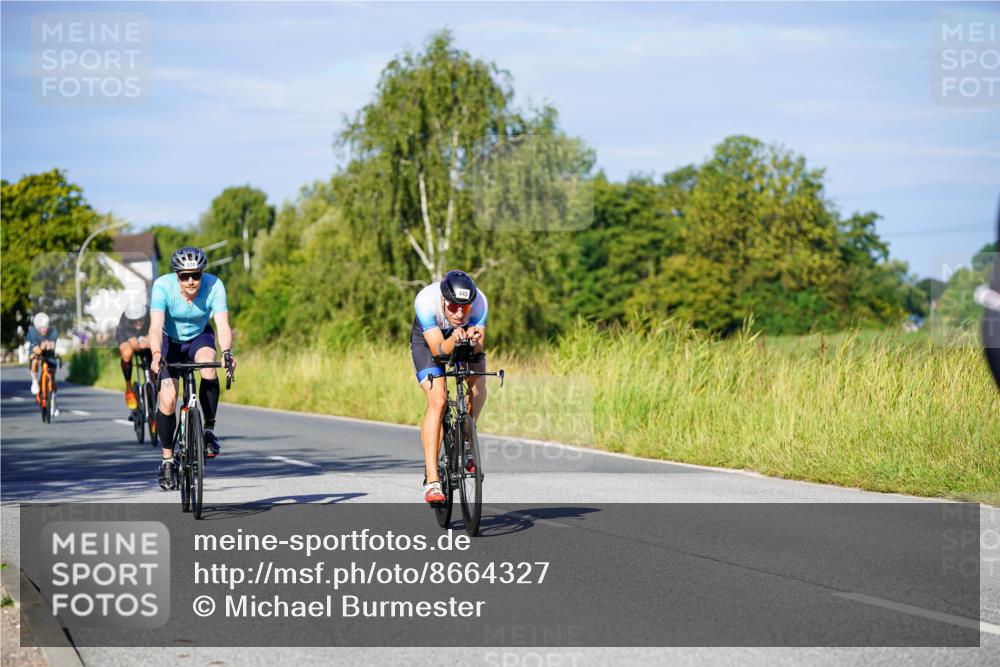31.08.2025 - Elbe Triathlon Hamburg Michael Burmester http://msf.ph/oto/8664327 31.08.2025 09:23:51 Radfahren 167, 212, 353, 432, 443, 512, 574, 746 meine-sportfotos.de