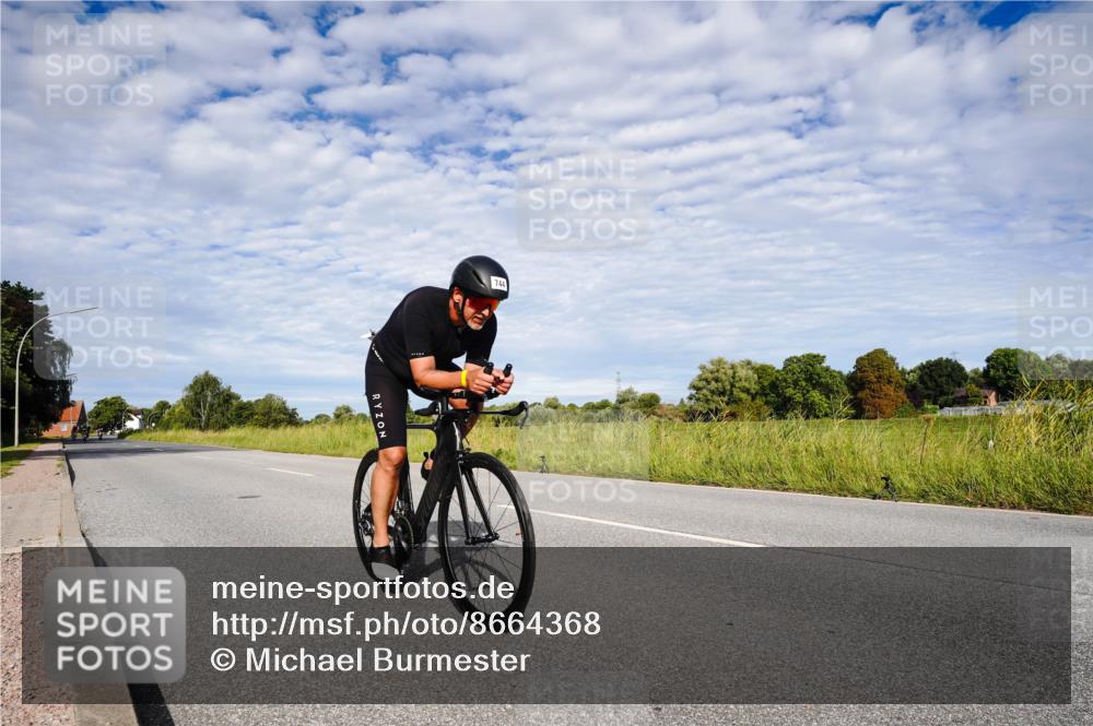 31.08.2025 - Elbe Triathlon Hamburg Michael Burmester http://msf.ph/oto/8664368 31.08.2025 09:51:01 Radfahren 597, 690, 744 meine-sportfotos.de