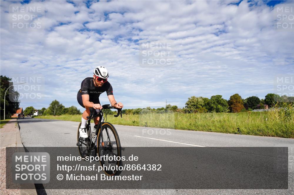 31.08.2025 - Elbe Triathlon Hamburg Michael Burmester http://msf.ph/oto/8664382 31.08.2025 09:51:18 Radfahren 456, 507, 810 meine-sportfotos.de