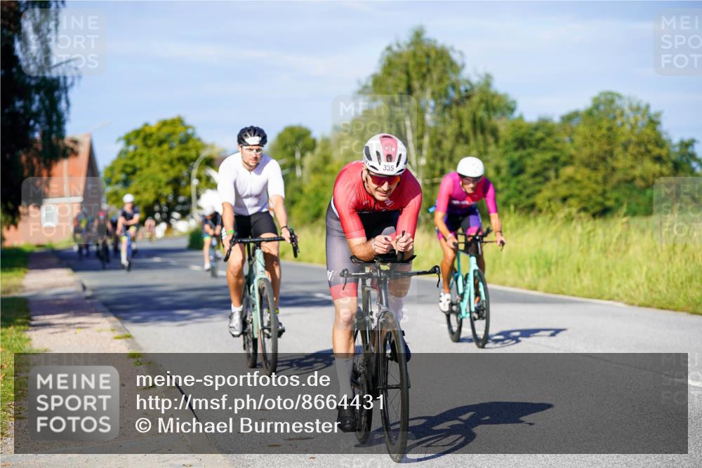 31.08.2025 - Elbe Triathlon Hamburg Michael Burmester http://msf.ph/oto/8664431 31.08.2025 09:24:17 Radfahren 233, 288, 335, 435, 454, 473, 487, 728 meine-sportfotos.de