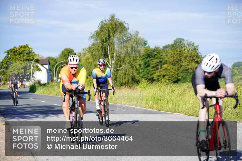 31.08.2025 - Elbe Triathlon Hamburg Michael Burmester http://msf.ph/oto/8664464 31.08.2025 09:24:24 Radfahren 180, 288, 418, 435, 454, 499, 653 meine-sportfotos.de
