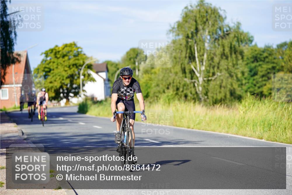 31.08.2025 - Elbe Triathlon Hamburg Michael Burmester http://msf.ph/oto/8664472 31.08.2025 09:24:27 Radfahren 180, 418, 454, 499, 576, 653 meine-sportfotos.de