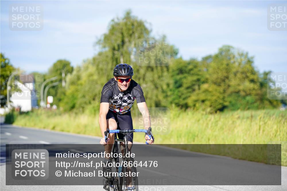 31.08.2025 - Elbe Triathlon Hamburg Michael Burmester http://msf.ph/oto/8664476 31.08.2025 09:24:28 Radfahren 180, 418, 499, 576, 653 meine-sportfotos.de