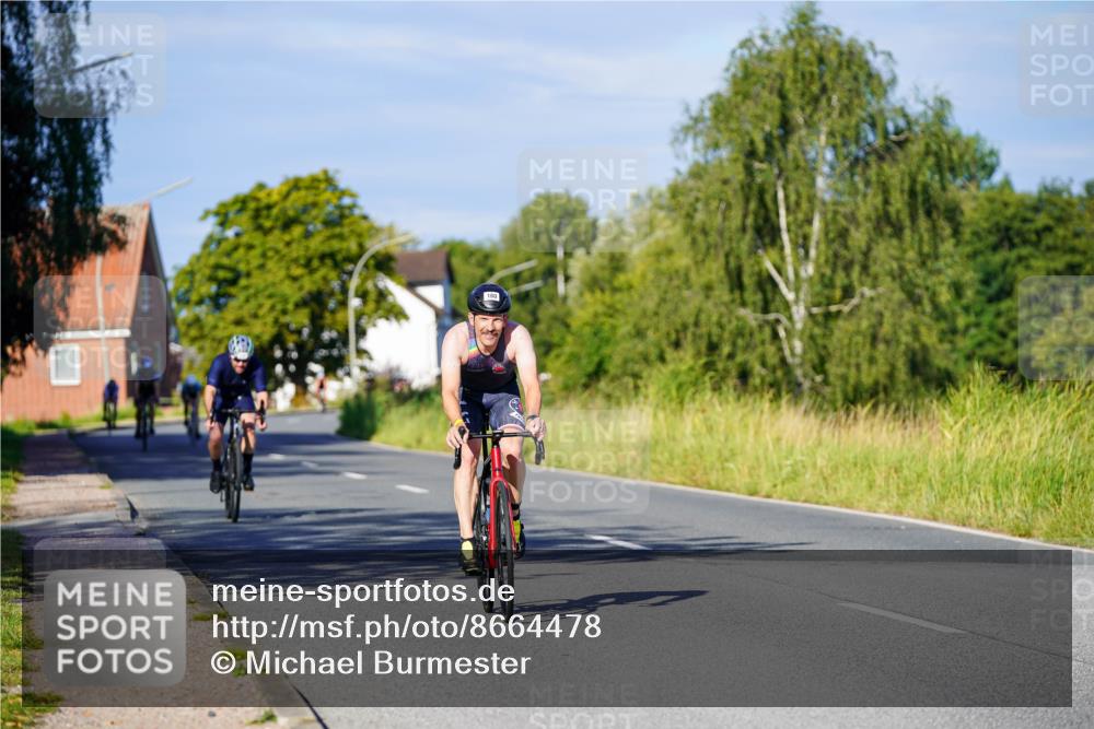 31.08.2025 - Elbe Triathlon Hamburg Michael Burmester http://msf.ph/oto/8664478 31.08.2025 09:24:30 Radfahren 180, 576, 653 meine-sportfotos.de