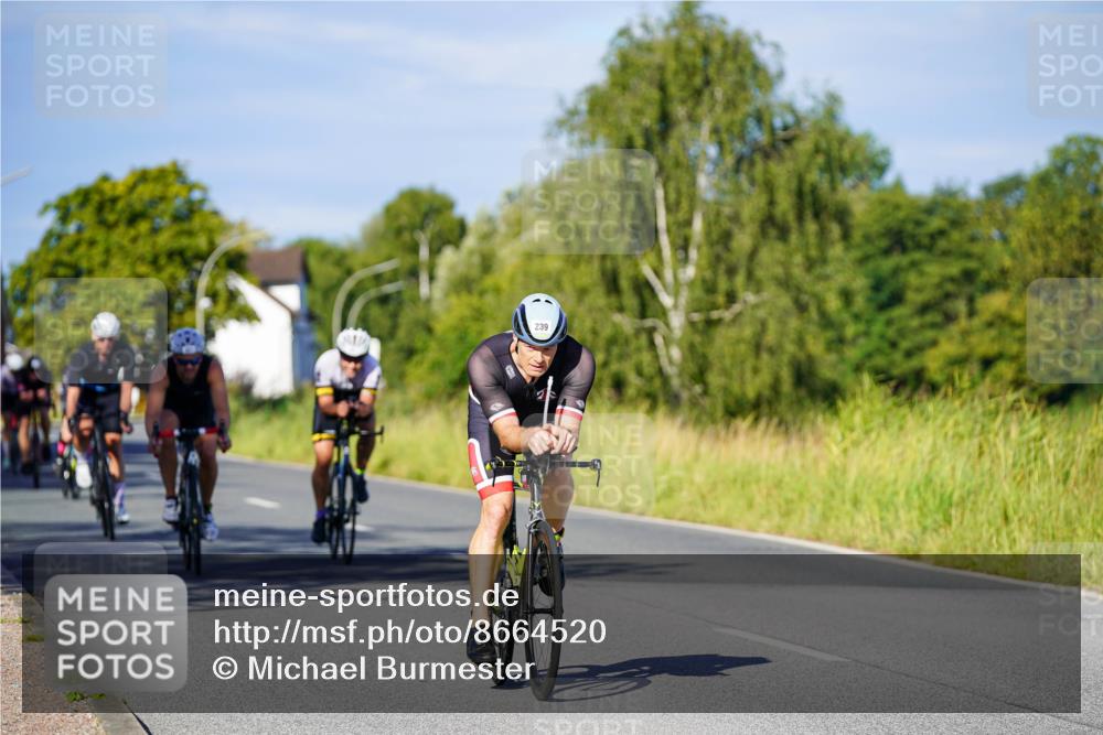 31.08.2025 - Elbe Triathlon Hamburg Michael Burmester http://msf.ph/oto/8664520 31.08.2025 09:24:46 Radfahren 239, 351, 373, 403, 456, 457, 597, 627, 638 meine-sportfotos.de