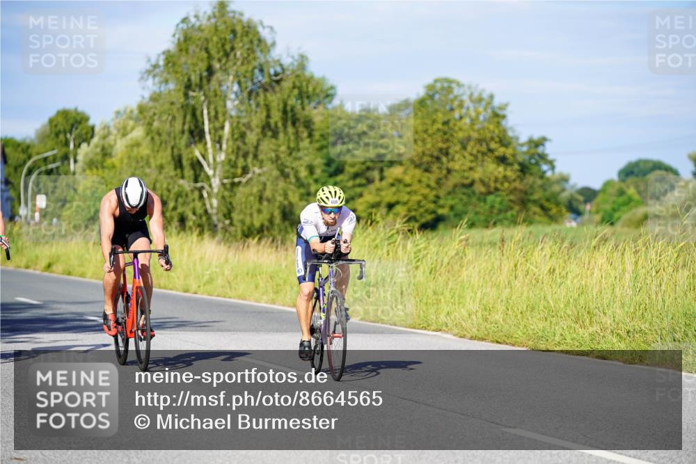 31.08.2025 - Elbe Triathlon Hamburg Michael Burmester http://msf.ph/oto/8664565 31.08.2025 09:24:56 Radfahren 171, 260, 265, 477, 548, 659 meine-sportfotos.de