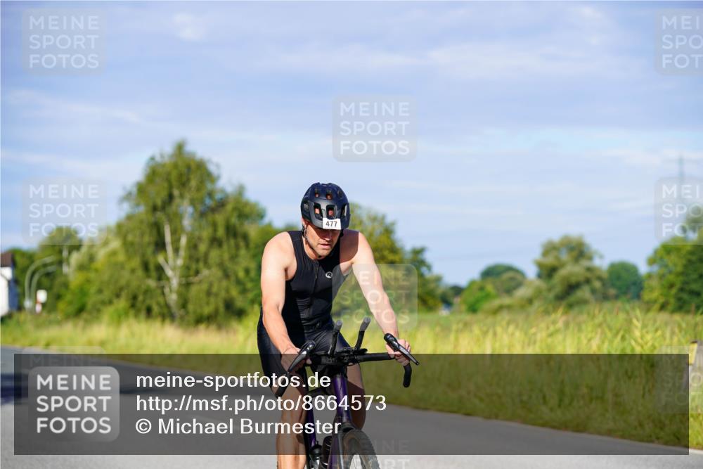 31.08.2025 - Elbe Triathlon Hamburg Michael Burmester http://msf.ph/oto/8664573 31.08.2025 09:24:58 Radfahren 171, 260, 265, 477, 548, 659 meine-sportfotos.de
