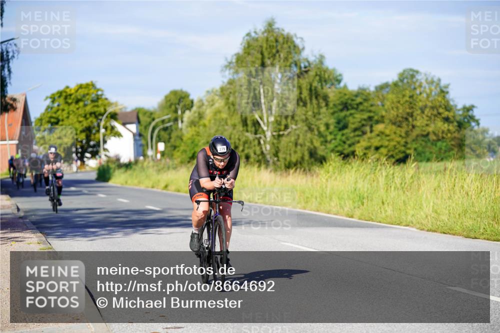 31.08.2025 - Elbe Triathlon Hamburg Michael Burmester http://msf.ph/oto/8664692 31.08.2025 09:25:43 Radfahren 179, 279, 347, 348, 366, 453, 507, 625, 724 meine-sportfotos.de
