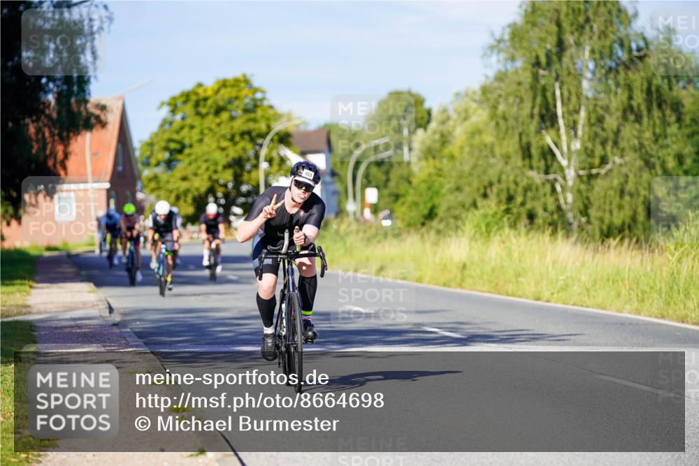 31.08.2025 - Elbe Triathlon Hamburg Michael Burmester http://msf.ph/oto/8664698 31.08.2025 09:25:45 Radfahren 279, 348, 366, 424, 453, 507, 550, 625, 724 meine-sportfotos.de