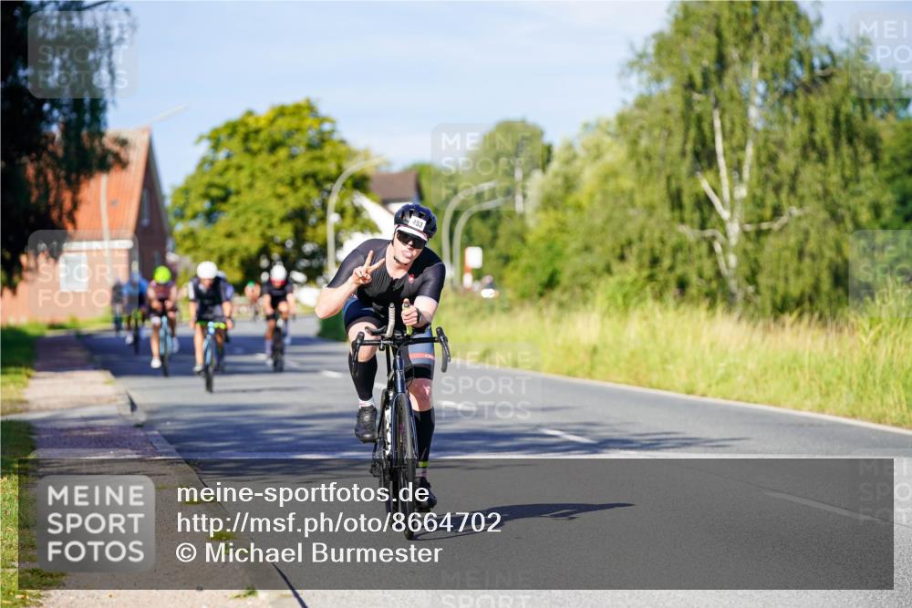 31.08.2025 - Elbe Triathlon Hamburg Michael Burmester http://msf.ph/oto/8664702 31.08.2025 09:25:45 Radfahren 279, 348, 366, 424, 453, 507, 550, 625, 724 meine-sportfotos.de