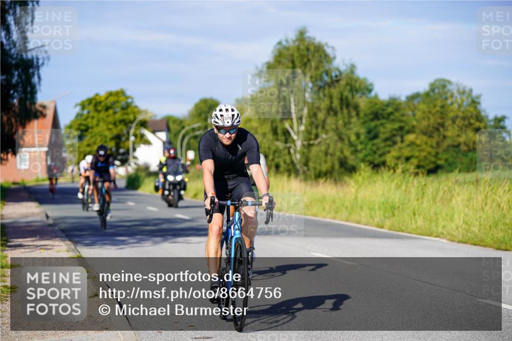 31.08.2025 - Elbe Triathlon Hamburg Michael Burmester http://msf.ph/oto/8664756 31.08.2025 09:25:57 Radfahren 301, 334, 523, 525, 551, 554, 579 meine-sportfotos.de