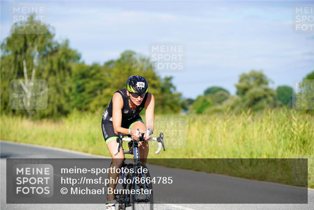 31.08.2025 - Elbe Triathlon Hamburg Michael Burmester http://msf.ph/oto/8664785 31.08.2025 09:26:15 Radfahren 246, 376, 451, 514 meine-sportfotos.de