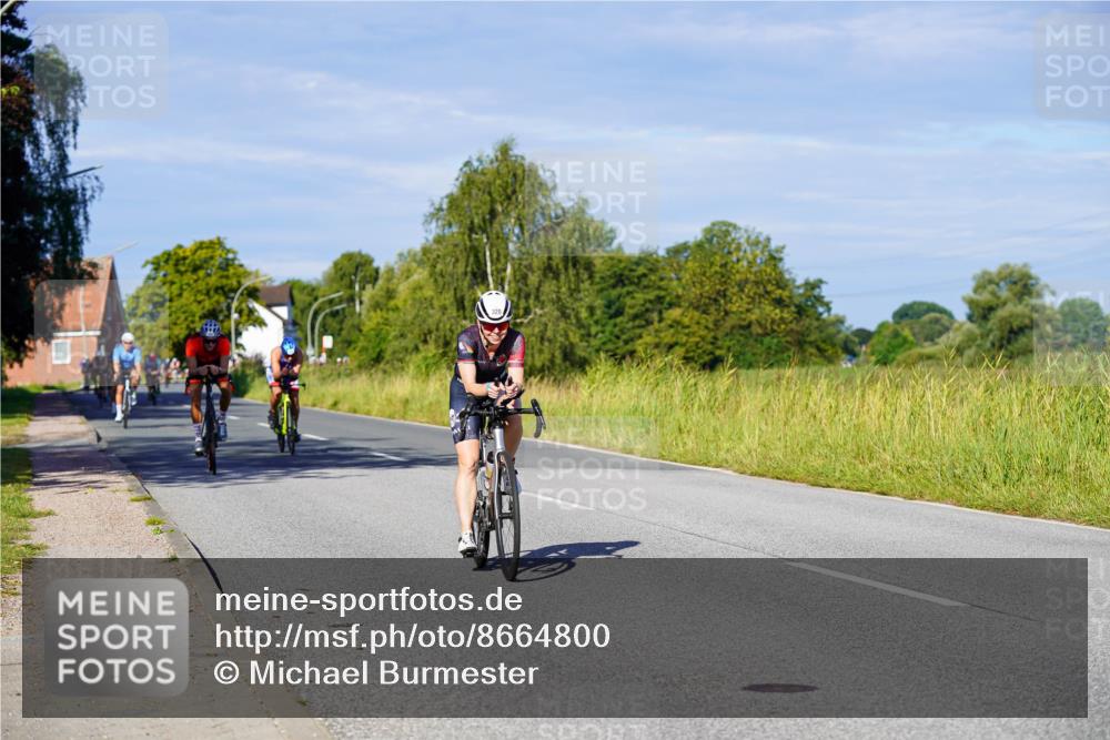 31.08.2025 - Elbe Triathlon Hamburg Michael Burmester http://msf.ph/oto/8664800 31.08.2025 09:26:24 Radfahren 175, 316, 320, 355, 395, 434, 438, 471 meine-sportfotos.de