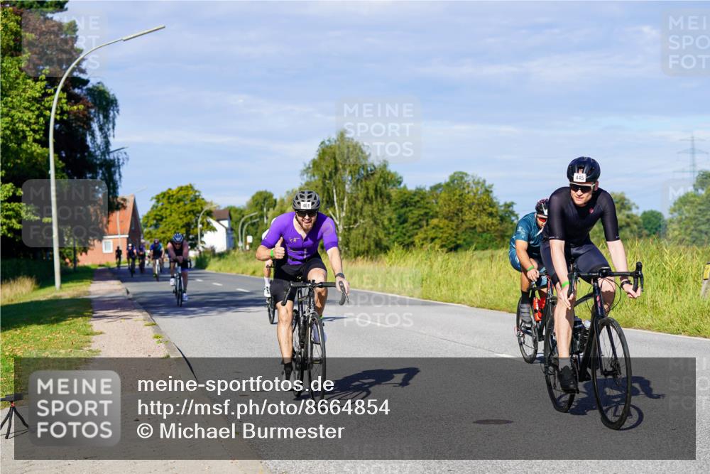 31.08.2025 - Elbe Triathlon Hamburg Michael Burmester http://msf.ph/oto/8664854 31.08.2025 09:26:37 Radfahren 248, 312, 318, 444, 445, 461, 558, 596, 615, 622, 650, 716, 725 meine-sportfotos.de