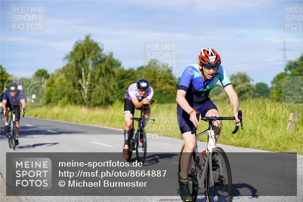 31.08.2025 - Elbe Triathlon Hamburg Michael Burmester http://msf.ph/oto/8664887 31.08.2025 09:26:42 Radfahren 183, 221, 261, 312, 596, 608, 615, 622, 631, 643, 716 meine-sportfotos.de