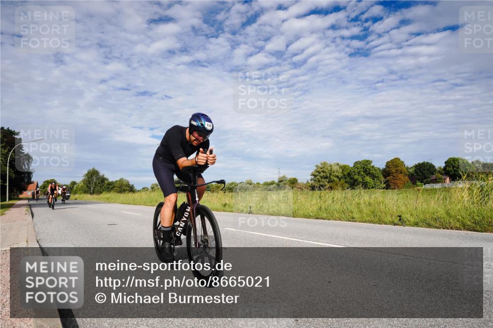 31.08.2025 - Elbe Triathlon Hamburg Michael Burmester http://msf.ph/oto/8665021 31.08.2025 10:02:55 Radfahren 428, 618, 638, 682, 727, 739, 850, 912 meine-sportfotos.de