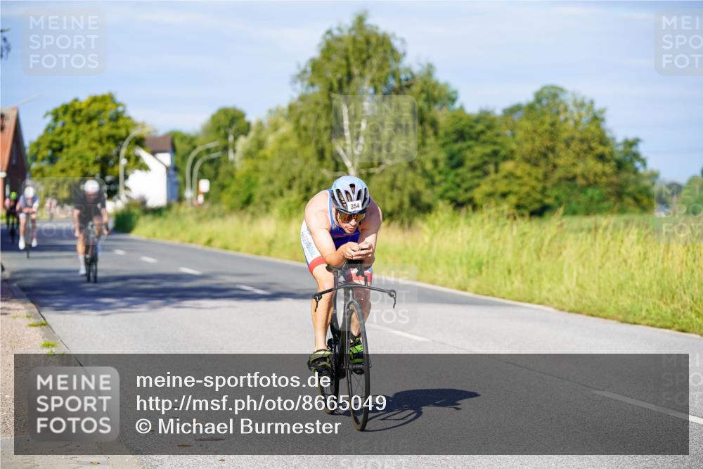 31.08.2025 - Elbe Triathlon Hamburg Michael Burmester http://msf.ph/oto/8665049 31.08.2025 09:27:38 Radfahren 269, 311, 321, 354, 496 meine-sportfotos.de