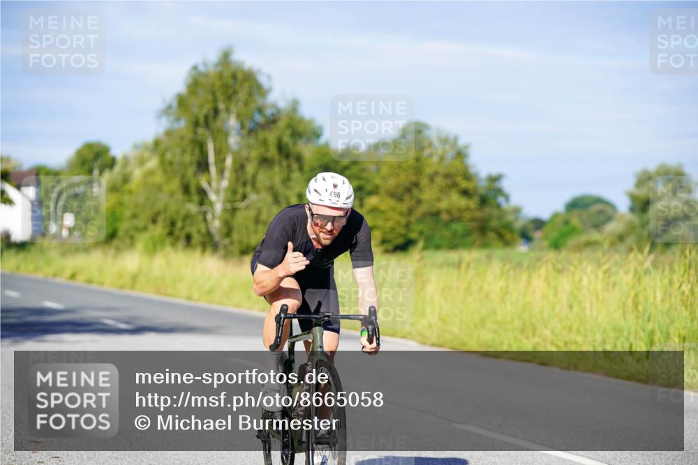 31.08.2025 - Elbe Triathlon Hamburg Michael Burmester http://msf.ph/oto/8665058 31.08.2025 09:27:40 Radfahren 269, 311, 354, 496 meine-sportfotos.de