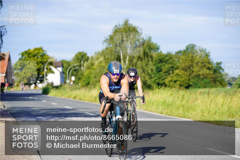 31.08.2025 - Elbe Triathlon Hamburg Michael Burmester http://msf.ph/oto/8665086 31.08.2025 09:27:53 Radfahren 324, 624 meine-sportfotos.de