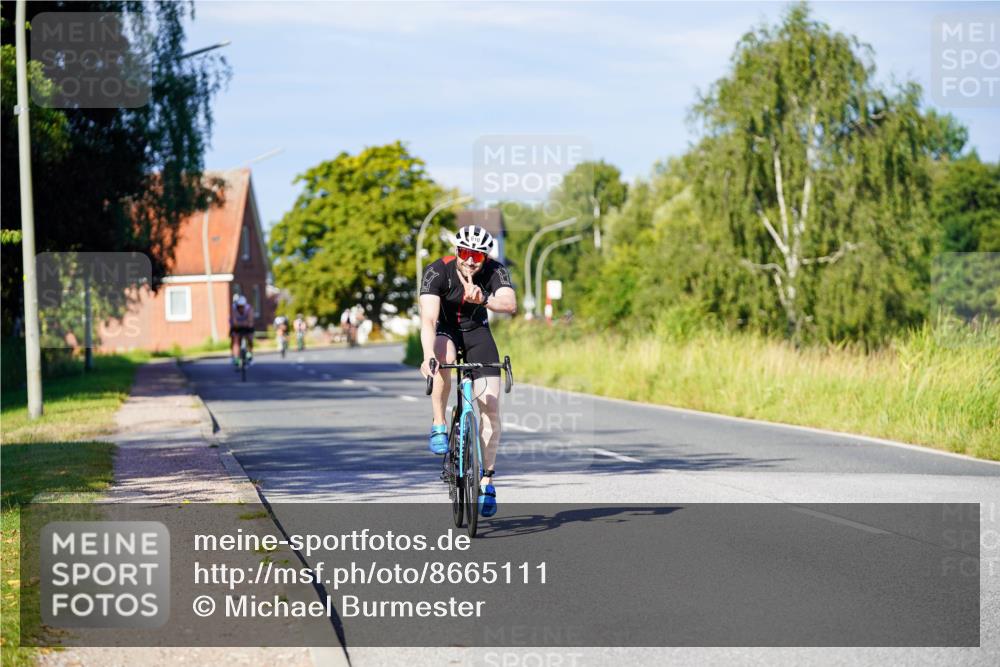 31.08.2025 - Elbe Triathlon Hamburg Michael Burmester http://msf.ph/oto/8665111 31.08.2025 09:28:09 Radfahren 610, 629 meine-sportfotos.de