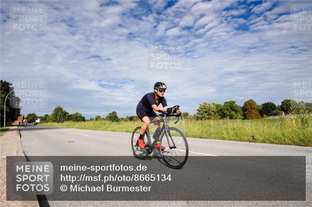 31.08.2025 - Elbe Triathlon Hamburg Michael Burmester http://msf.ph/oto/8665134 31.08.2025 10:04:21 Radfahren 537, 710, 742, 790, 794, 918, 921 meine-sportfotos.de
