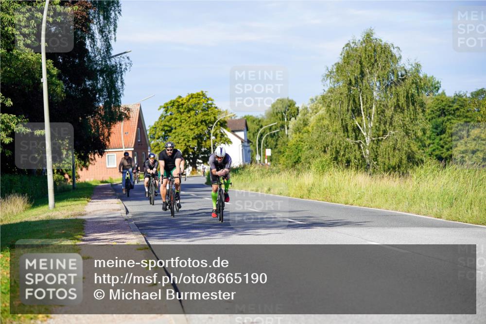 31.08.2025 - Elbe Triathlon Hamburg Michael Burmester http://msf.ph/oto/8665190 31.08.2025 09:28:32 Radfahren 337, 363, 414, 486, 490, 588 meine-sportfotos.de