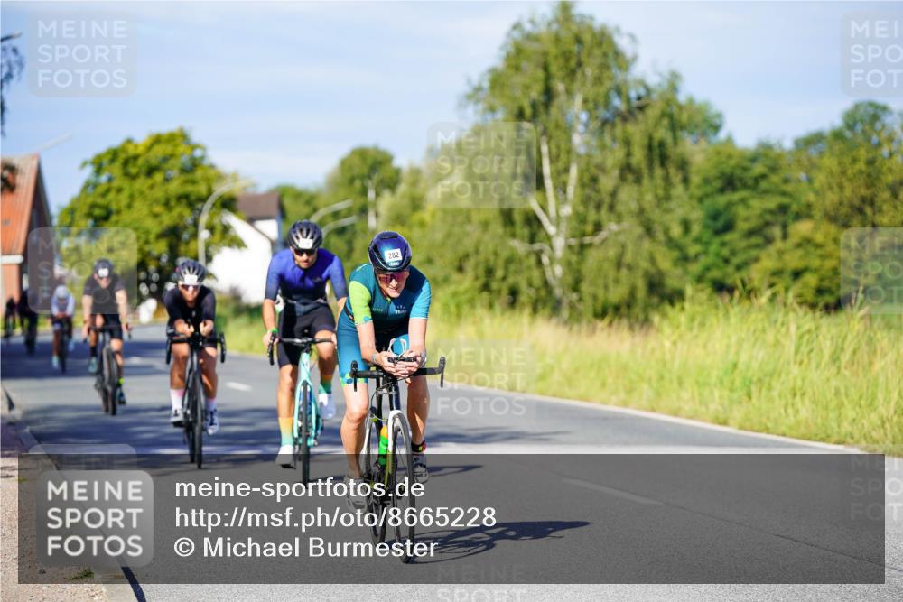 31.08.2025 - Elbe Triathlon Hamburg Michael Burmester http://msf.ph/oto/8665228 31.08.2025 09:28:44 Radfahren 274, 282, 298, 361, 466, 519 meine-sportfotos.de