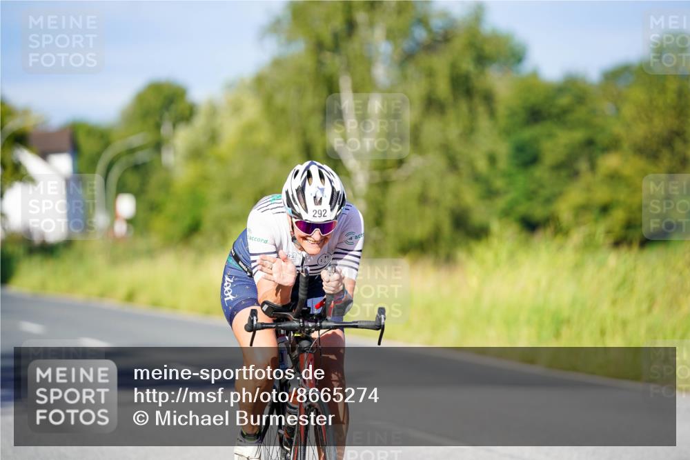 31.08.2025 - Elbe Triathlon Hamburg Michael Burmester http://msf.ph/oto/8665274 31.08.2025 09:28:59 Radfahren 216, 259, 292 meine-sportfotos.de