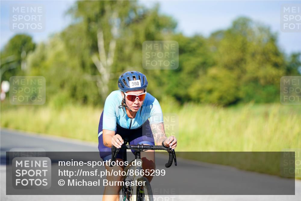 31.08.2025 - Elbe Triathlon Hamburg Michael Burmester http://msf.ph/oto/8665299 31.08.2025 09:29:09 Radfahren 165, 359, 360, 377, 660 meine-sportfotos.de