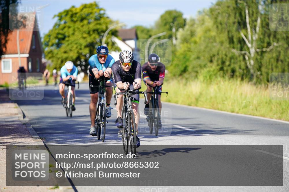 31.08.2025 - Elbe Triathlon Hamburg Michael Burmester http://msf.ph/oto/8665302 31.08.2025 09:29:10 Radfahren 165, 359, 360, 377, 660 meine-sportfotos.de